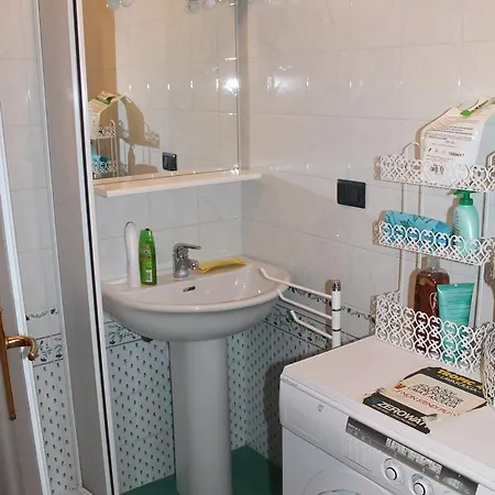 Isola Del Sole アパート