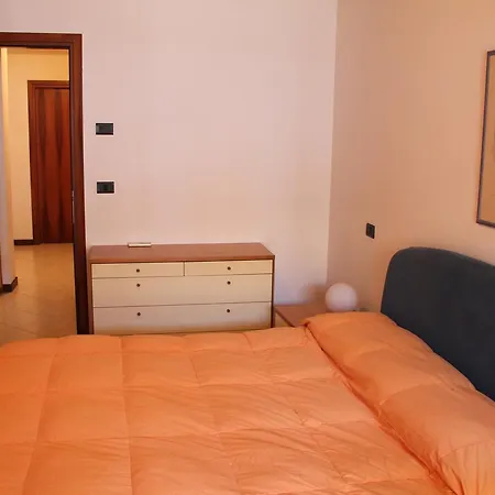 Isola Del Sole & Dionea Apartment *